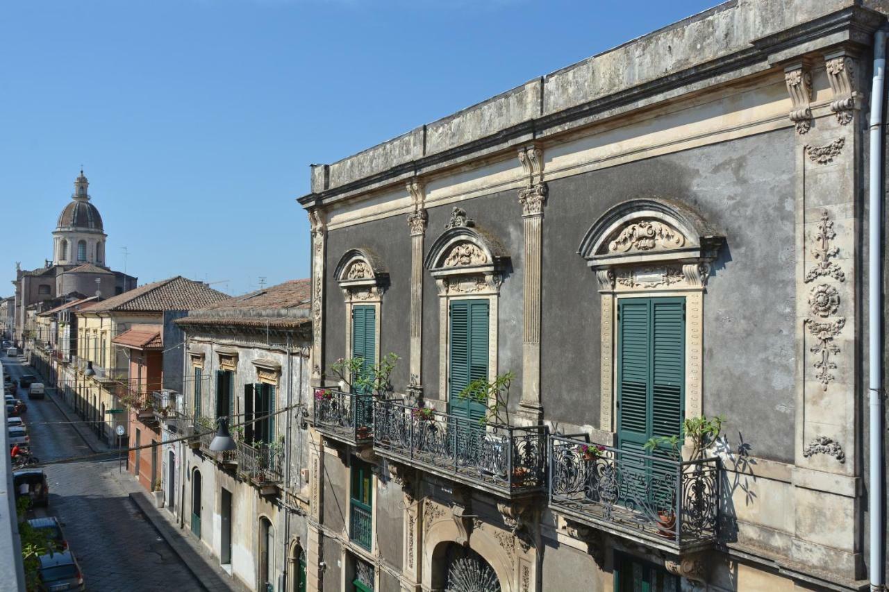 B&B Di Charme Camelie Palazzo Nicotra Riposto Exterior photo