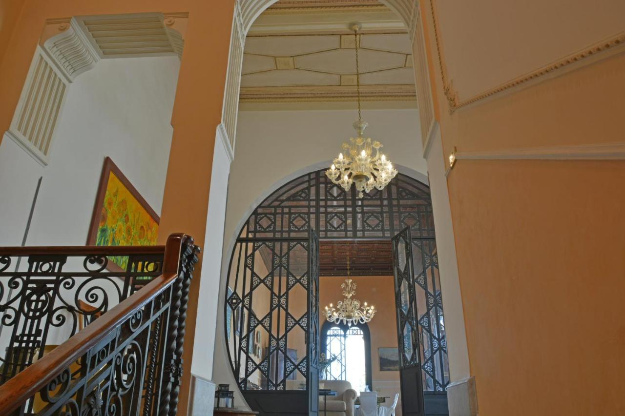 B&B Di Charme Camelie Palazzo Nicotra Riposto Exterior photo